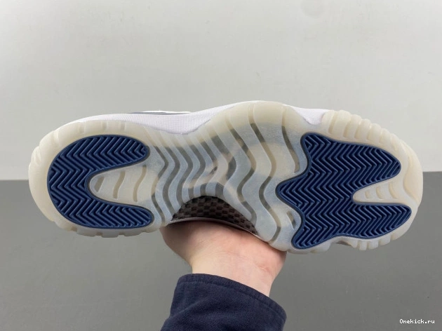 One Kick Midnight Jordan 11 FV5104-104 Retro (2024) Navy Low 0813